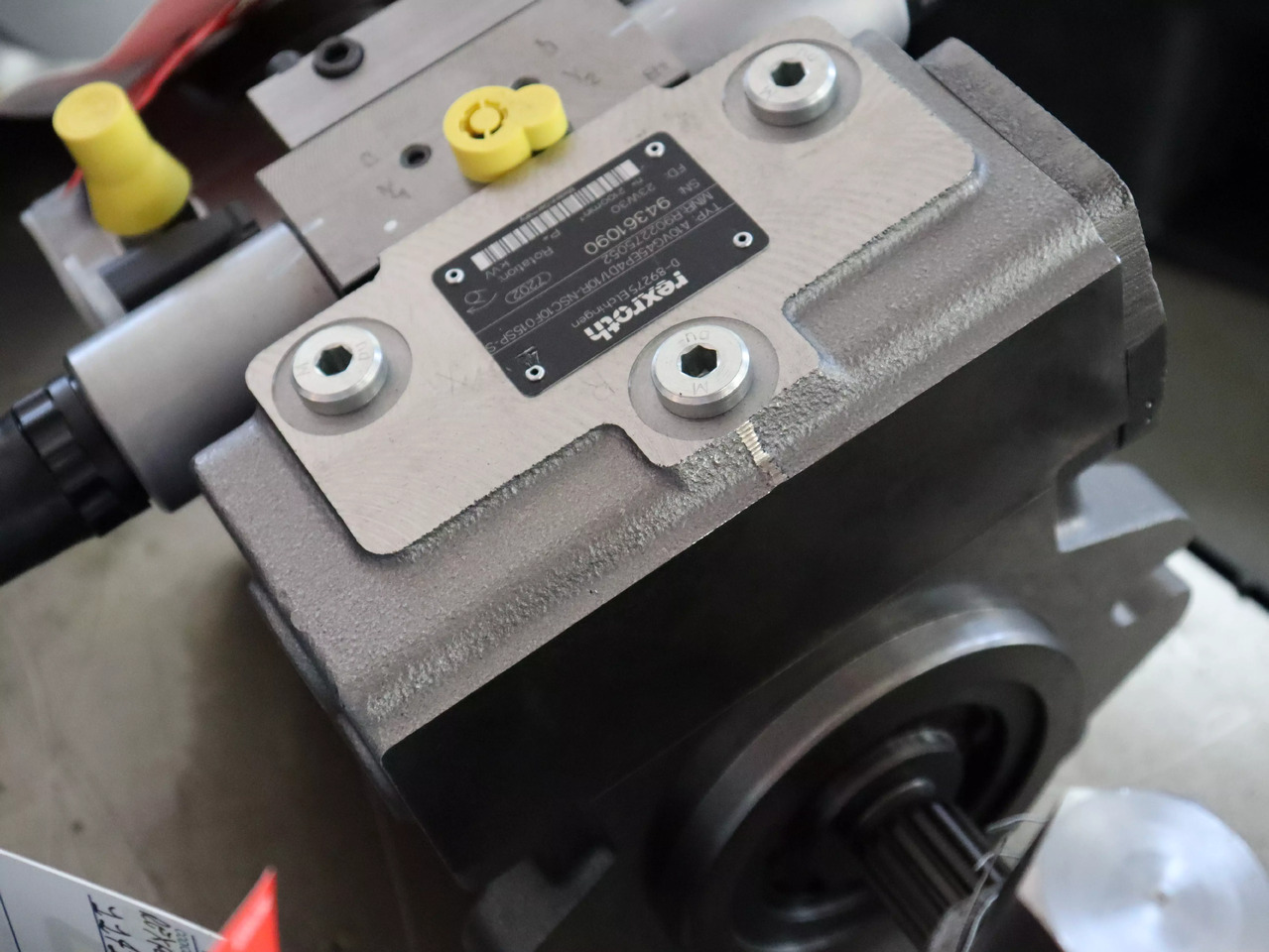 REXROTH A10VG45EP3D1/10R-NSC10F015SP-S - Hydraulisk pumpe for Materialhåndteringsutstyr: bilde 1 REXROTH A10VG45EP3D1/10R-NSC10F015SP-S - Hydraulisk pumpe for Materialhåndteringsutstyr: bilde 1