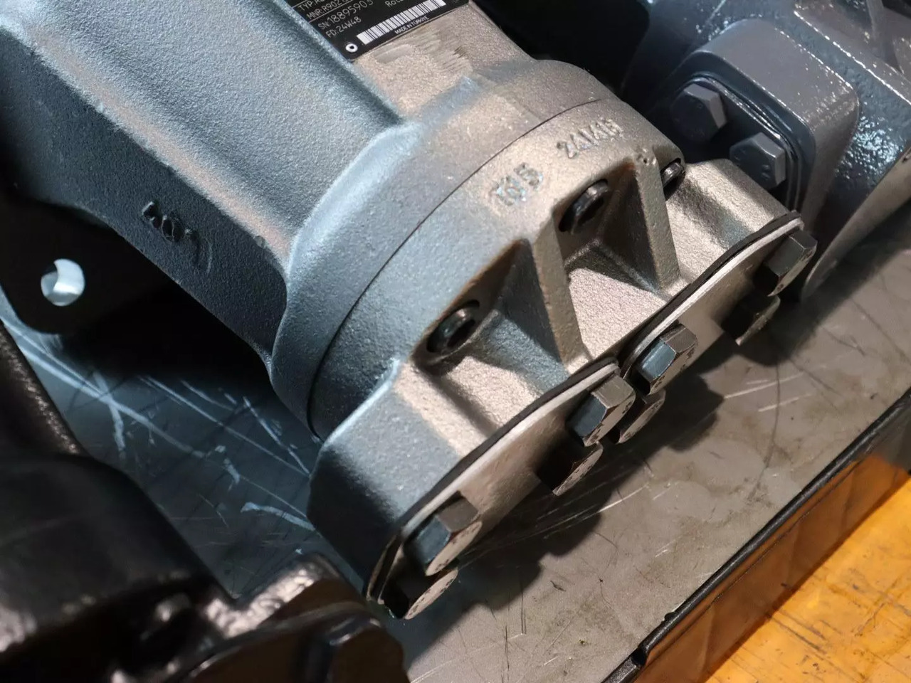 REXROTH A2FM107/61W-VZB010 - Hydraulisk motor for Bygg og anlegg: bilde 3 REXROTH A2FM107/61W-VZB010 - Hydraulisk motor for Bygg og anlegg: bilde 3