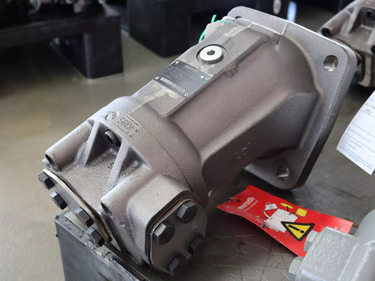 REXROTH A2FO107/61L-VAB05 - Hydraulisk pumpe: bilde 1 REXROTH A2FO107/61L-VAB05 - Hydraulisk pumpe: bilde 1