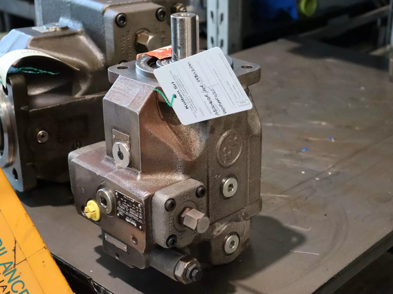 REXROTH A4VSO40DR/10R-PPB13N00 - Hydraulisk motor for Materialhåndteringsutstyr: bilde 1 REXROTH A4VSO40DR/10R-PPB13N00 - Hydraulisk motor for Materialhåndteringsutstyr: bilde 1