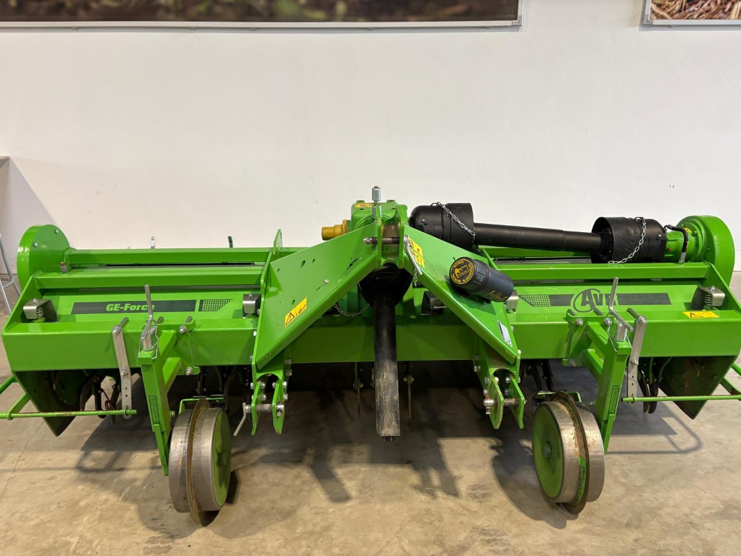 AVR AVR GE-FORCE-HD - Tresker: bilde 1 AVR AVR GE-FORCE-HD - Tresker: bilde 1