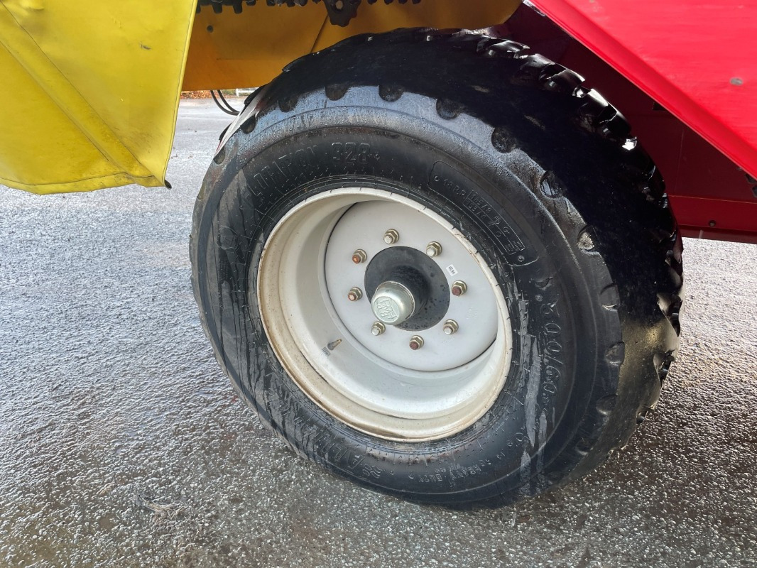 Grimme SE 140 UB - Tresker: bilde 4 Grimme SE 140 UB - Tresker: bilde 4