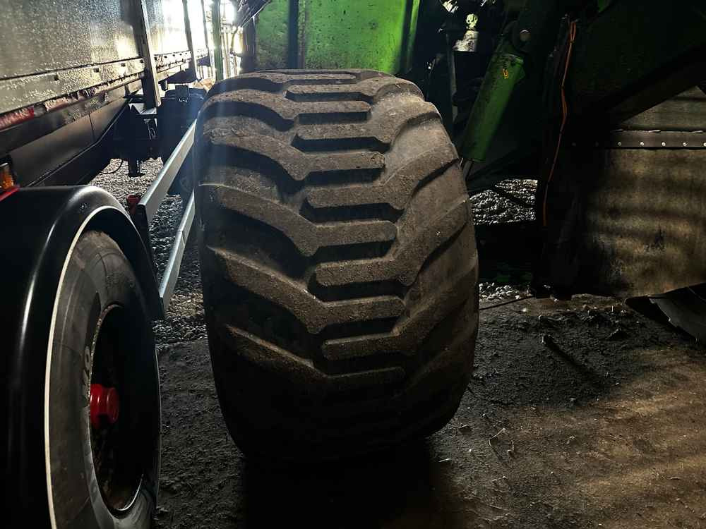 AVR SPIRIT 8200 - Tresker: bilde 2 AVR SPIRIT 8200 - Tresker: bilde 2