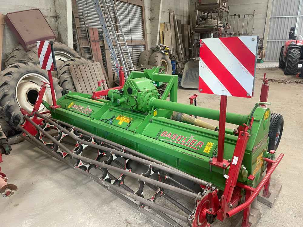 Baselier FF310 - Tresker: bilde 1 Baselier FF310 - Tresker: bilde 1