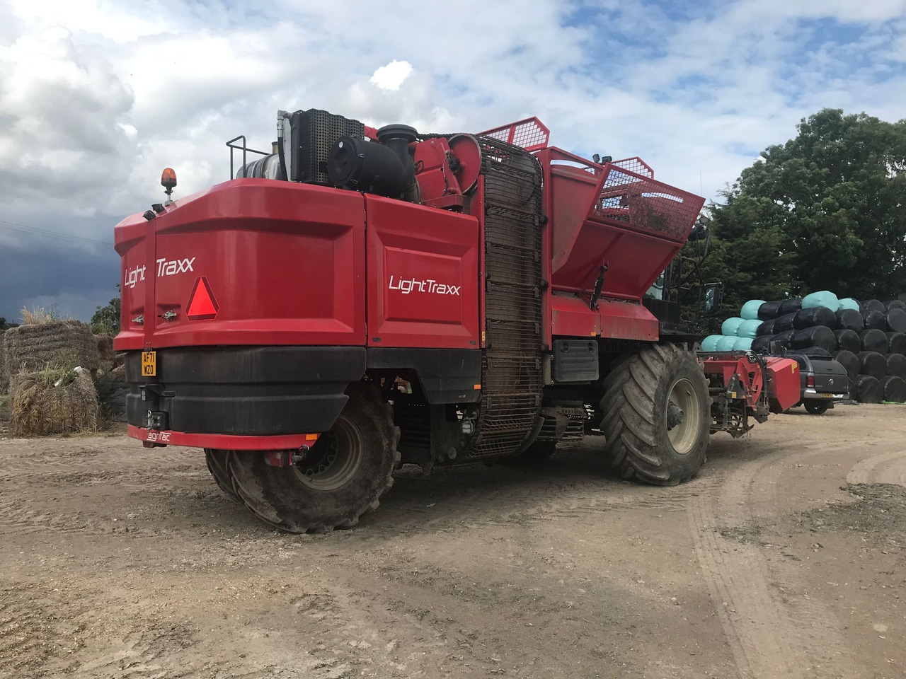 Agrifac Agrifac Lightraxx Self-Propelled Sugarbeet Harvester - Jordforbedring maskin: bilde 1 Agrifac Agrifac Lightraxx Self-Propelled Sugarbeet Harvester - Jordforbedring maskin: bilde 1