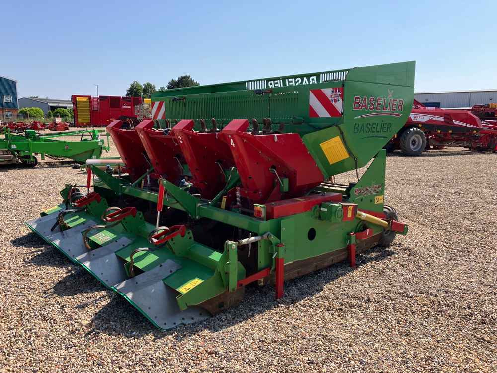 Baselier Baselier 4 Row Mounted FA-W, Potato Planter Tilla Combination - Tresker: bilde 5 Baselier Baselier 4 Row Mounted FA-W, Potato Planter Tilla Combination - Tresker: bilde 5