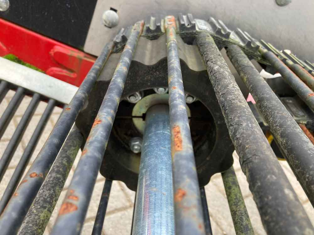 Tresker Grimme Grimme WH100 Single Row Potato Windrower: bilde 9 Tresker Grimme Grimme WH100 Single Row Potato Windrower: bilde 9