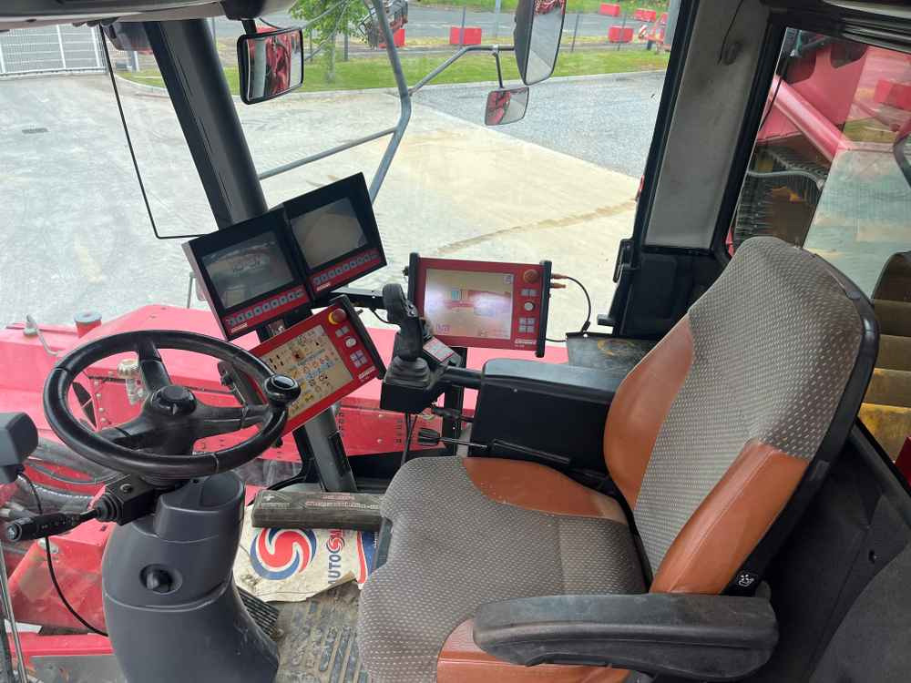 Grimme VARITRON 200 / 220 / 270 - Tresker: bilde 3 Grimme VARITRON 200 / 220 / 270 - Tresker: bilde 3