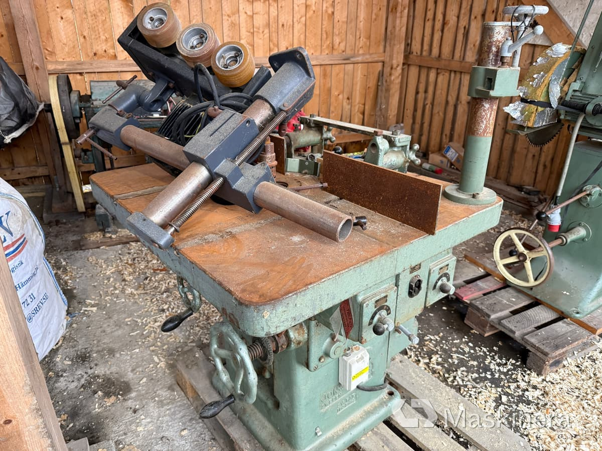 Bordsfräs med matarverk Jonsereds - Anleggsmaskiner: bilde 3 Bordsfräs med matarverk Jonsereds - Anleggsmaskiner: bilde 3