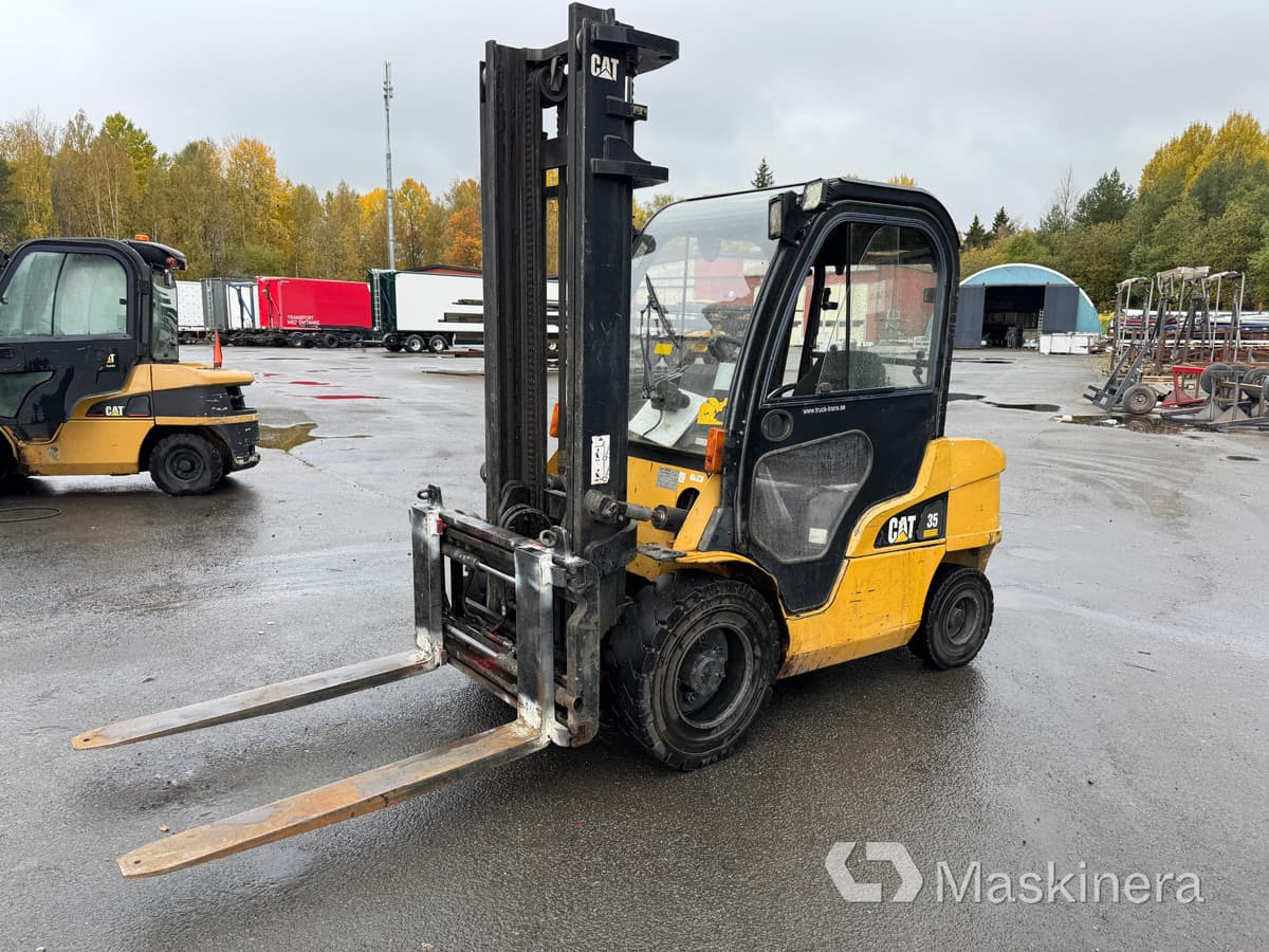 Dieseltruck CAT DP35N - Dieseltruck: bilde 1 Dieseltruck CAT DP35N - Dieseltruck: bilde 1