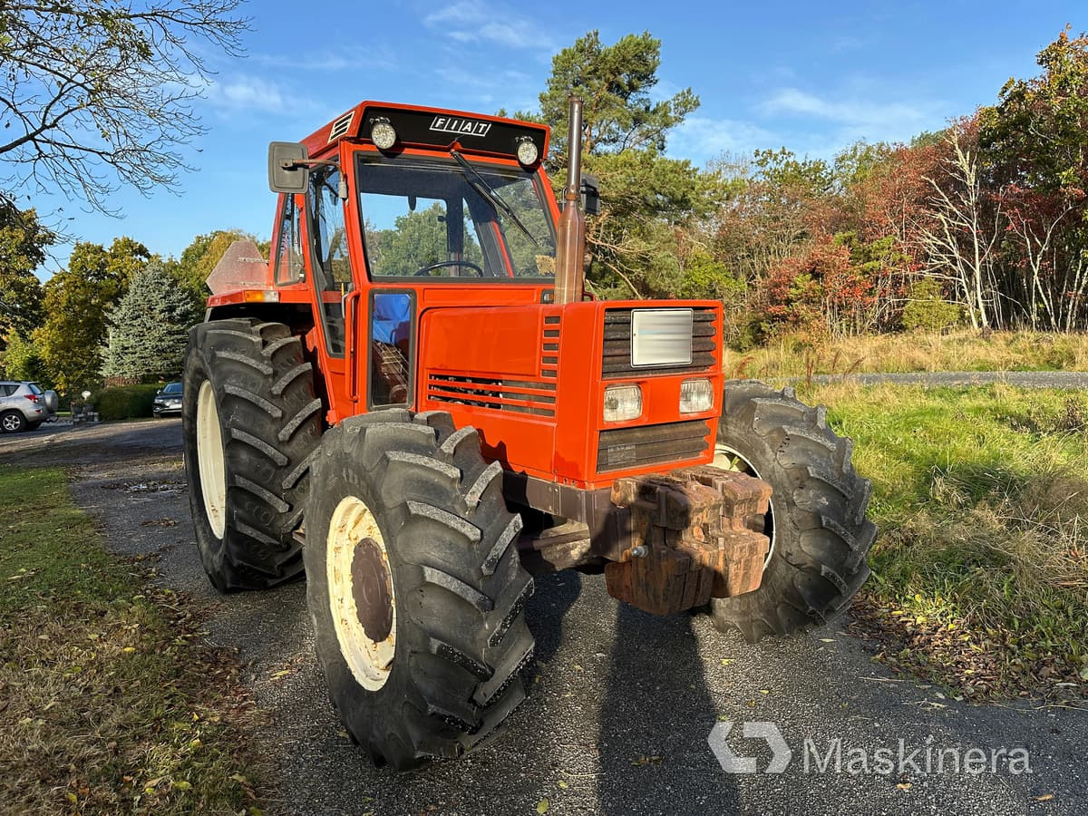 Fiat 880DT Traktor Fiat 880DT - Traktor: bilde 1 Fiat 880DT Traktor Fiat 880DT - Traktor: bilde 1