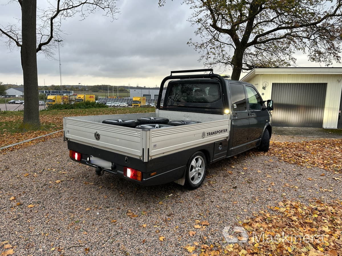 Flakbil Volkswagen Transporter dubbelhytt - Små varebil: bilde 5 Flakbil Volkswagen Transporter dubbelhytt - Små varebil: bilde 5