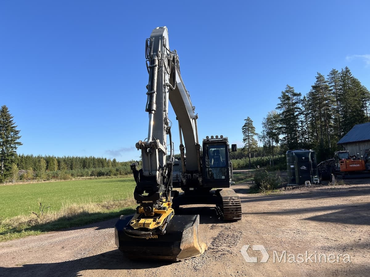 Grävmaskin Sany SY215C LC - Beltegraver: bilde 2 Grävmaskin Sany SY215C LC - Beltegraver: bilde 2
