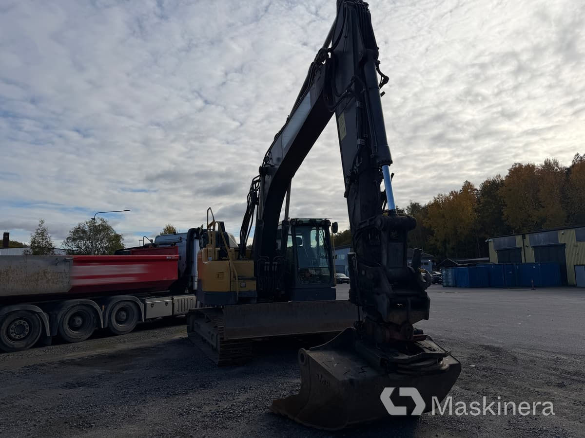Grävmaskin Vovlo ECR235EL - Beltegraver: bilde 2 Grävmaskin Vovlo ECR235EL - Beltegraver: bilde 2