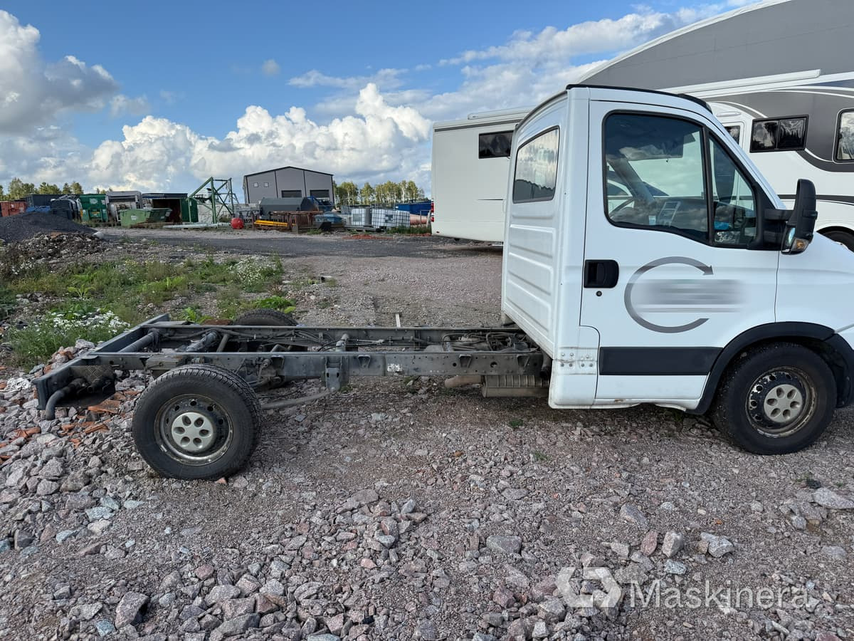 Iveco 35S14/3.0 Chassi (Rep. objekt) - Kassebil: bilde 5 Iveco 35S14/3.0 Chassi (Rep. objekt) - Kassebil: bilde 5
