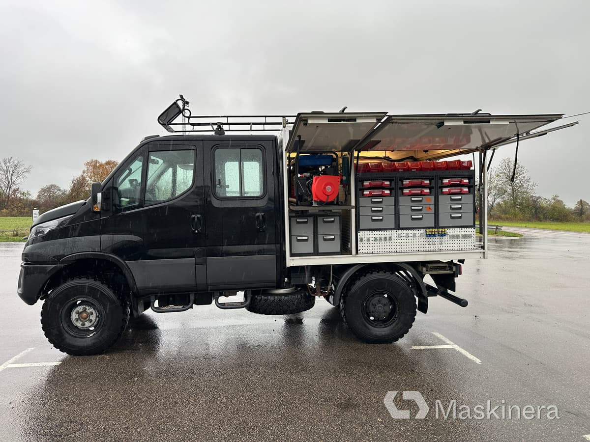 Iveco Daily 55-180 4x4 3.0 Arbetsbil Iveco Daily 4x4 3.0 - Kassebil: bilde 2 Iveco Daily 55-180 4x4 3.0 Arbetsbil Iveco Daily 4x4 3.0 - Kassebil: bilde 2
