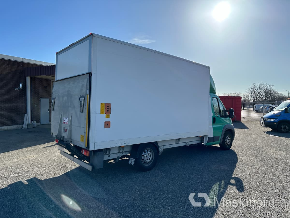 Lastbil Peugeot Boxer 2017 - Varebil med skap: bilde 5 Lastbil Peugeot Boxer 2017 - Varebil med skap: bilde 5