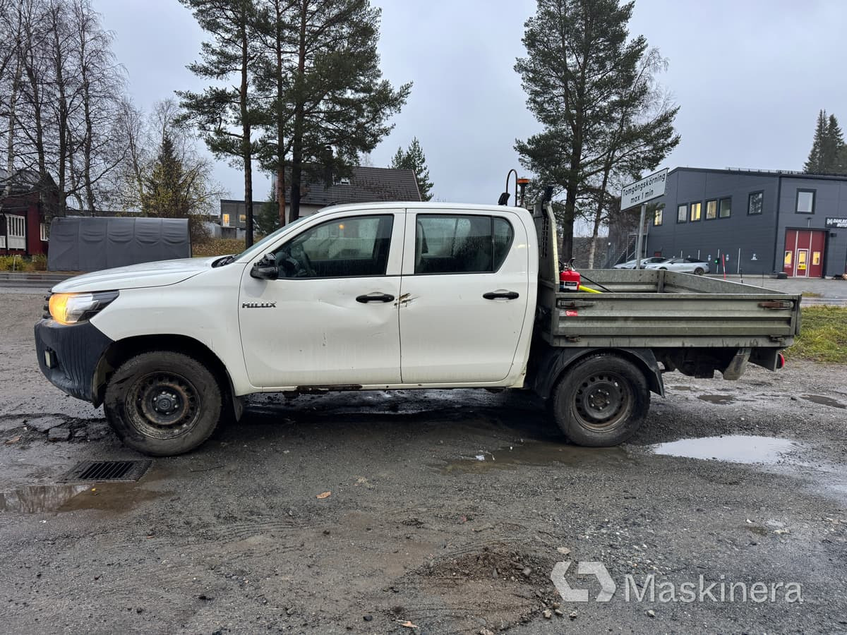 Pickup Toyota Hilux -18 Dubbelhytt - Små varebil: bilde 2 Pickup Toyota Hilux -18 Dubbelhytt - Små varebil: bilde 2