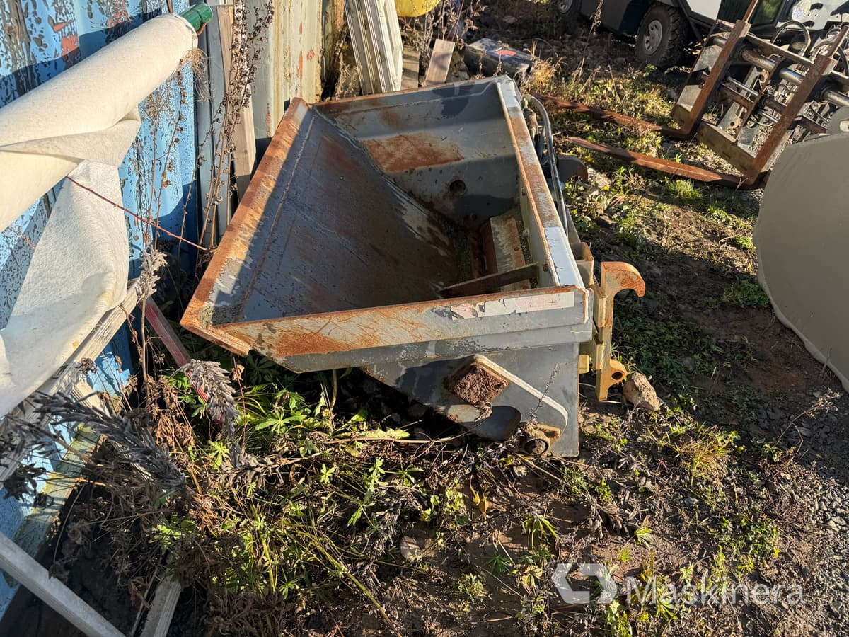 Sandspridarskopa Snowstar HK400 Trima / Lilla kramerfästet - Sandstrøer: bilde 2 Sandspridarskopa Snowstar HK400 Trima / Lilla kramerfästet - Sandstrøer: bilde 2