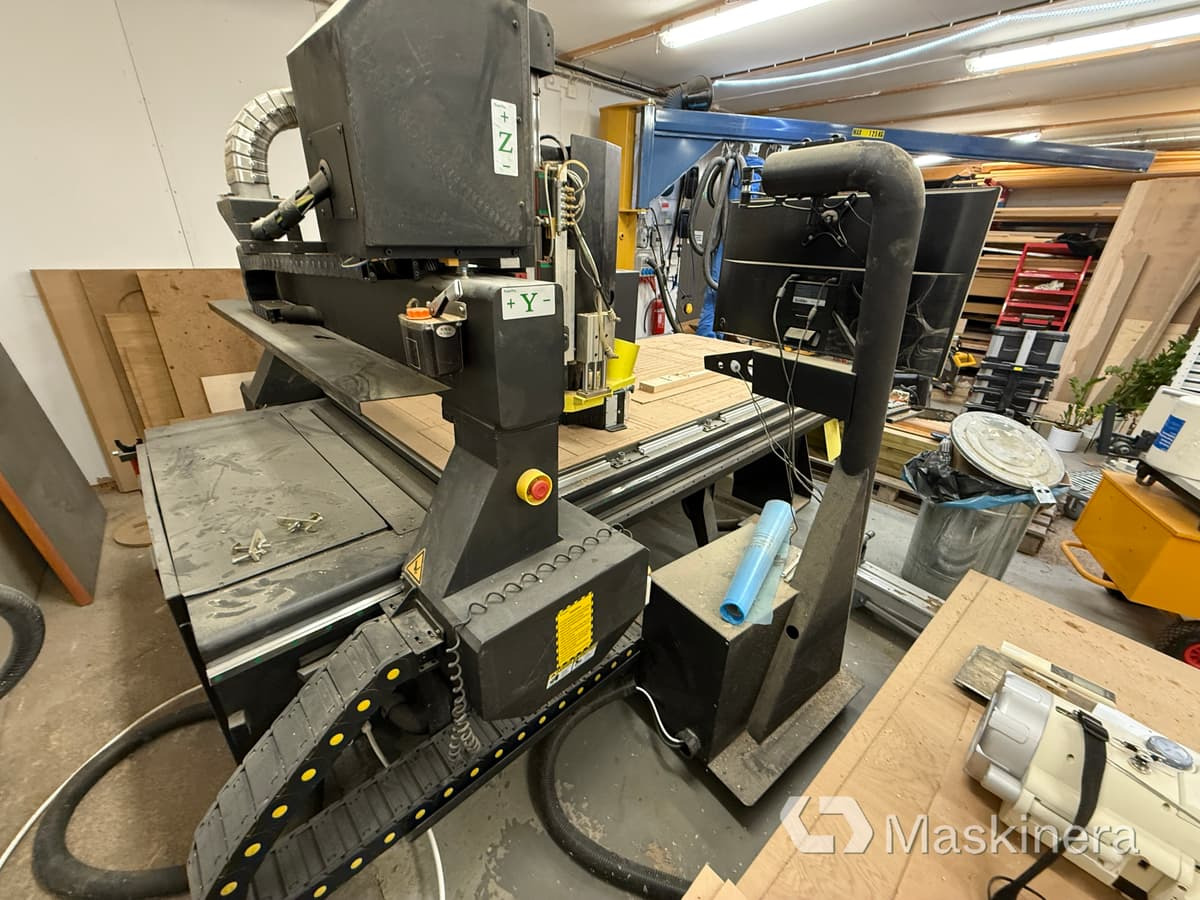 TigerTec CNC router TR408 AD - Trebearbeidingsmaskin: bilde 3 TigerTec CNC router TR408 AD - Trebearbeidingsmaskin: bilde 3