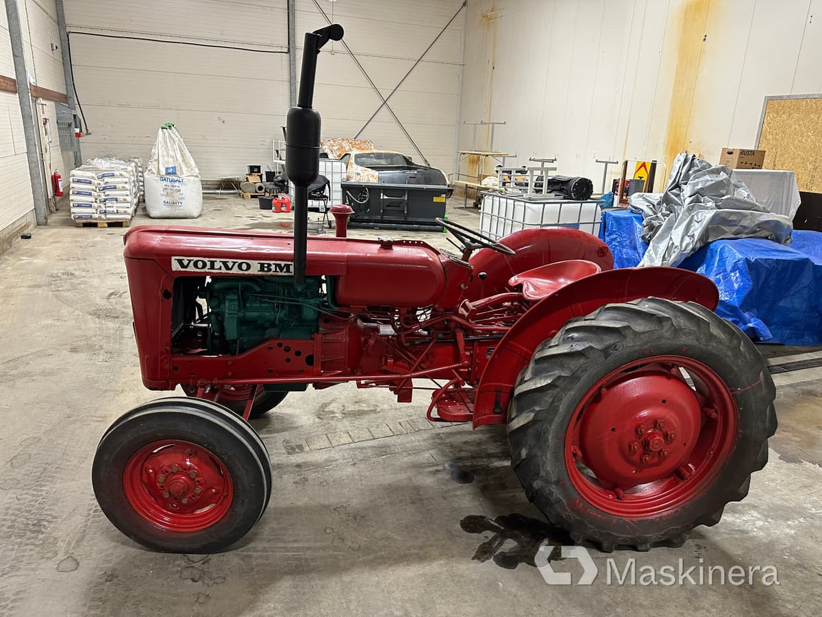 Veterantraktor Volvo BM 320 - Traktor: bilde 4 Veterantraktor Volvo BM 320 - Traktor: bilde 4