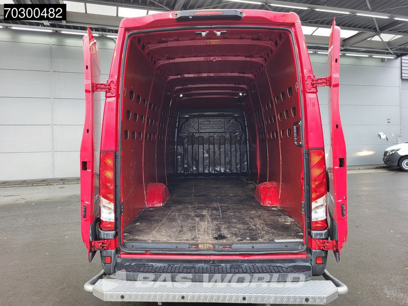 Iveco Daily 35S12 Automaat L3H2 3,5t Trekgewicht Camera Parkeersensoren APK 03-2026 Euro6 L3 - Kassebil: bilde 3 Iveco Daily 35S12 Automaat L3H2 3,5t Trekgewicht Camera Parkeersensoren APK 03-2026 Euro6 L3 - Kassebil: bilde 3