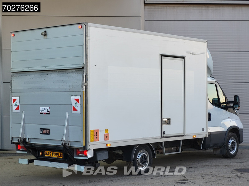 Iveco Daily 35S14 Automaat Laadklep Bakwagen Zijdeur Airco Cruise Meubelbak Koffer Airco Cruise control - Varebil med skap: bilde 5 Iveco Daily 35S14 Automaat Laadklep Bakwagen Zijdeur Airco Cruise Meubelbak Koffer Airco Cruise control - Varebil med skap: bilde 5