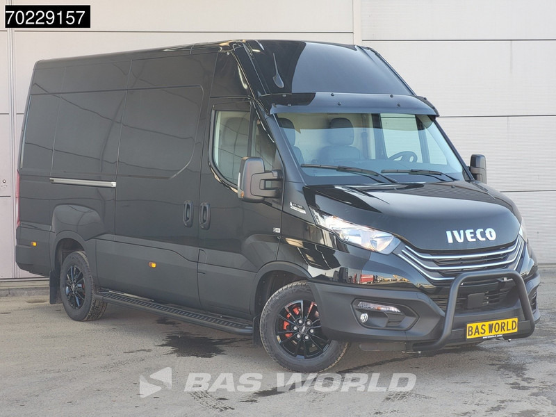Iveco Daily 35S16 Automaat Black Edition L2H2 Airco Cruise LM-Velgen 3500kg trekgewicht Euro6 L2 12m3 Airco Cruise control - Kassebil: bilde 2 Iveco Daily 35S16 Automaat Black Edition L2H2 Airco Cruise LM-Velgen 3500kg trekgewicht Euro6 L2 12m3 Airco Cruise control - Kassebil: bilde 2