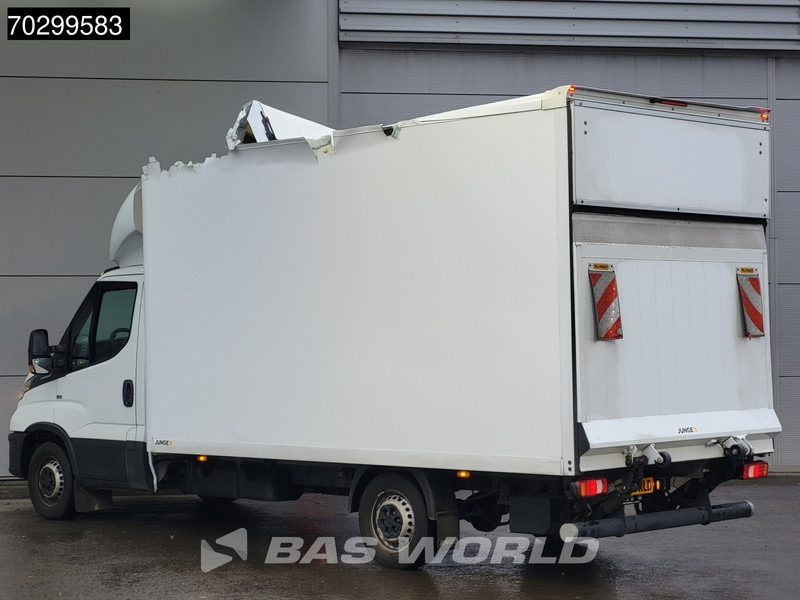 Iveco Daily 35S16 Laadklep Automaat SCHADE Bakwagen 160PK Airco Camera Euro6 Meubelbak Koffer Airco - Varebil med skap: bilde 2 Iveco Daily 35S16 Laadklep Automaat SCHADE Bakwagen 160PK Airco Camera Euro6 Meubelbak Koffer Airco - Varebil med skap: bilde 2