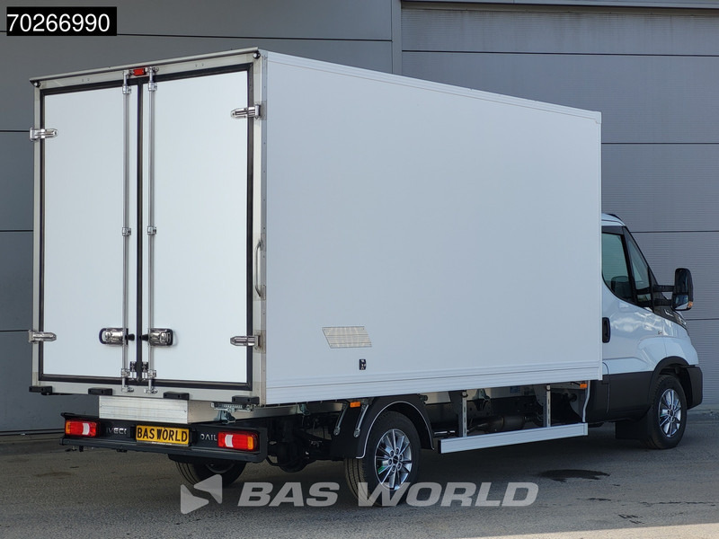 Iveco Daily 35S18 3.0L Koelwagen Achterdeuren Vriezer Thermoking V-200 MAX 220V stekker -18 LED Navi Airco ACC Koel Koeler Kühler Kühlwagen - Kjølebil: bilde 5 Iveco Daily 35S18 3.0L Koelwagen Achterdeuren Vriezer Thermoking V-200 MAX 220V stekker -18 LED Navi Airco ACC Koel Koeler Kühler Kühlwagen - Kjølebil: bilde 5