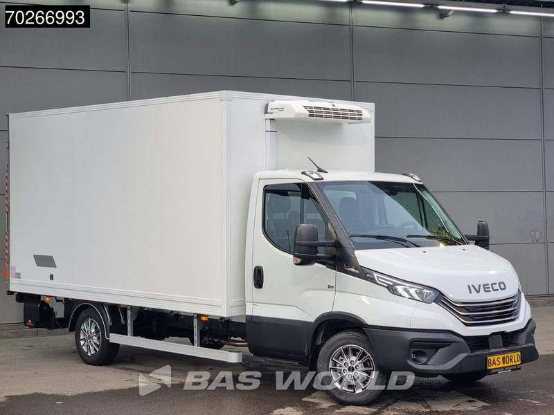 Iveco Daily 35S18 3.0L Laadklep Koelwagen Vriezer Thermoking V-200 MAX 220V stekker -18 LED Navi Airco ACC Koel Koeler Kühler Kühlwagen Kühl - Kjølebil: bilde 3 Iveco Daily 35S18 3.0L Laadklep Koelwagen Vriezer Thermoking V-200 MAX 220V stekker -18 LED Navi Airco ACC Koel Koeler Kühler Kühlwagen Kühl - Kjølebil: bilde 3
