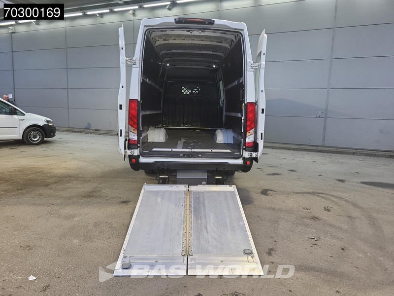 Iveco Daily 50C18 3.0L Laadklep Automaat Dubbellucht 180PK L3H2 Cruise Euro6 L3 Cruise control - Kassebil: bilde 3 Iveco Daily 50C18 3.0L Laadklep Automaat Dubbellucht 180PK L3H2 Cruise Euro6 L3 Cruise control - Kassebil: bilde 3