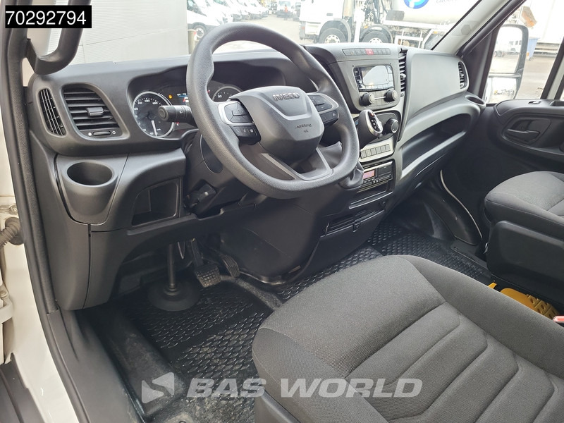 Varebil med kapell Iveco Daily 60C18 3.0L Automaat Laadklep 180PK Schuifzeilen Zeilen Airco Cruise D'Hollandia Euro6 Schuifzeil Koffer Gesloten laadbak Airco C: bilde 14 Varebil med kapell Iveco Daily 60C18 3.0L Automaat Laadklep 180PK Schuifzeilen Zeilen Airco Cruise D'Hollandia Euro6 Schuifzeil Koffer Gesloten laadbak Airco C: bilde 14