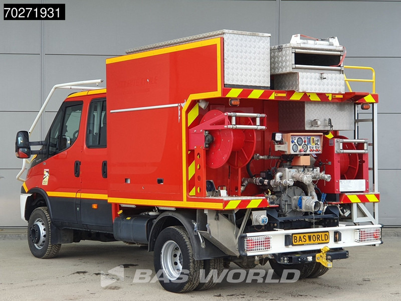 Iveco Daily 70C17 4x4 Achleitner Firetruck Brandweerwagen AWD Allrad Camper 1200liter Airco Dubbel cabine Trekhaak Cruise control - Ambulanse: bilde 2 Iveco Daily 70C17 4x4 Achleitner Firetruck Brandweerwagen AWD Allrad Camper 1200liter Airco Dubbel cabine Trekhaak Cruise control - Ambulanse: bilde 2