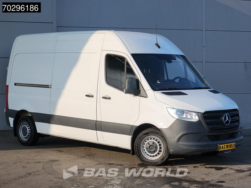 Mercedes-Benz Sprinter 314 CDI Automaat L2H2 Trekhaak Airco Cruise Camera Parkeersensoren MBUX CarPlay Standkachel Euro6 L2 Airco Trekhaak - Kassebil: bilde 3 Mercedes-Benz Sprinter 314 CDI Automaat L2H2 Trekhaak Airco Cruise Camera Parkeersensoren MBUX CarPlay Standkachel Euro6 L2 Airco Trekhaak - Kassebil: bilde 3
