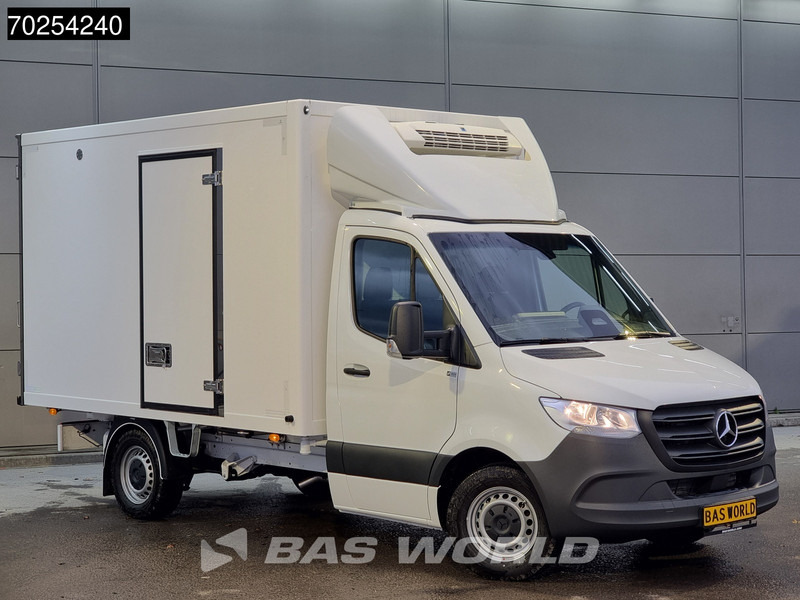 Mercedes-Benz Sprinter 315 CDI Koelwagen Thermo King V-300max 230V stekker Bakwagen Koel Kühlwagen 13m3 Airco Cruise control - Kjølebil: bilde 5 Mercedes-Benz Sprinter 315 CDI Koelwagen Thermo King V-300max 230V stekker Bakwagen Koel Kühlwagen 13m3 Airco Cruise control - Kjølebil: bilde 5