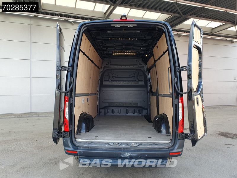 Mercedes-Benz Sprinter 317 CDI Automaat 3,5t Trekhaak L2H2 170PK Airco Camera MBUX Euro6 L2 12m3 Airco - Kassebil: bilde 3 Mercedes-Benz Sprinter 317 CDI Automaat 3,5t Trekhaak L2H2 170PK Airco Camera MBUX Euro6 L2 12m3 Airco - Kassebil: bilde 3