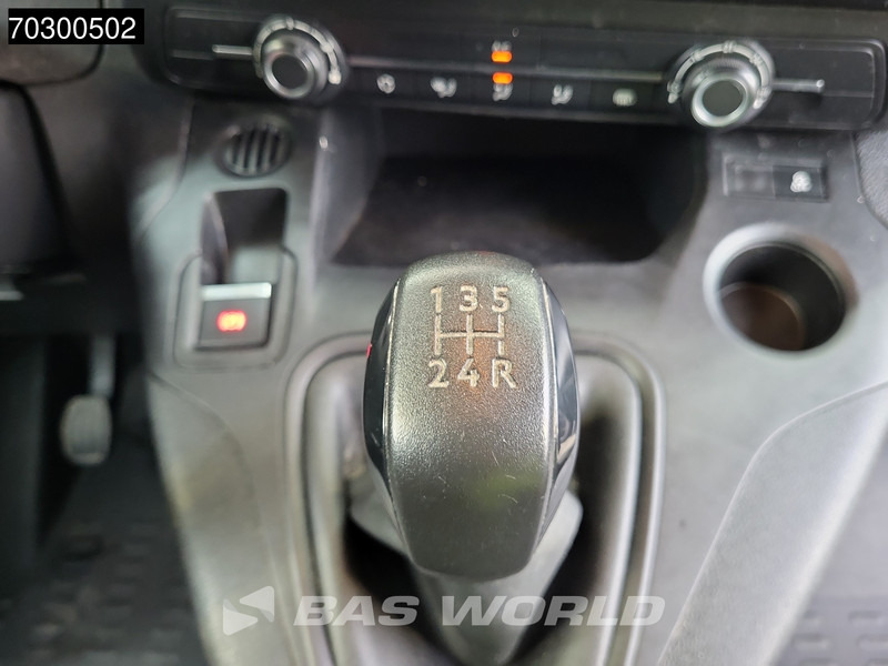 Leie Peugeot Partner 75pk L1H1 Airco Cruise Parkeersensoren Euro6 L1 Airco Cruise control Peugeot Partner 75pk L1H1 Airco Cruise Parkeersensoren Euro6 L1 Airco Cruise control: bilde 16 Leie Peugeot Partner 75pk L1H1 Airco Cruise Parkeersensoren Euro6 L1 Airco Cruise control Peugeot Partner 75pk L1H1 Airco Cruise Parkeersensoren Euro6 L1 Airco Cruise control: bilde 16
