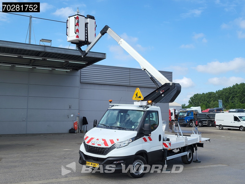 Iveco Daily 35S14 Hoogwerker 11meter Werkhoogte Klubb Navi Airco Cruise Cmaera Parkeersensoren Nacelle Arbeitsbühne 2Personen Airco Cruise c - Varebil: bilde 3 Iveco Daily 35S14 Hoogwerker 11meter Werkhoogte Klubb Navi Airco Cruise Cmaera Parkeersensoren Nacelle Arbeitsbühne 2Personen Airco Cruise c - Varebil: bilde 3
