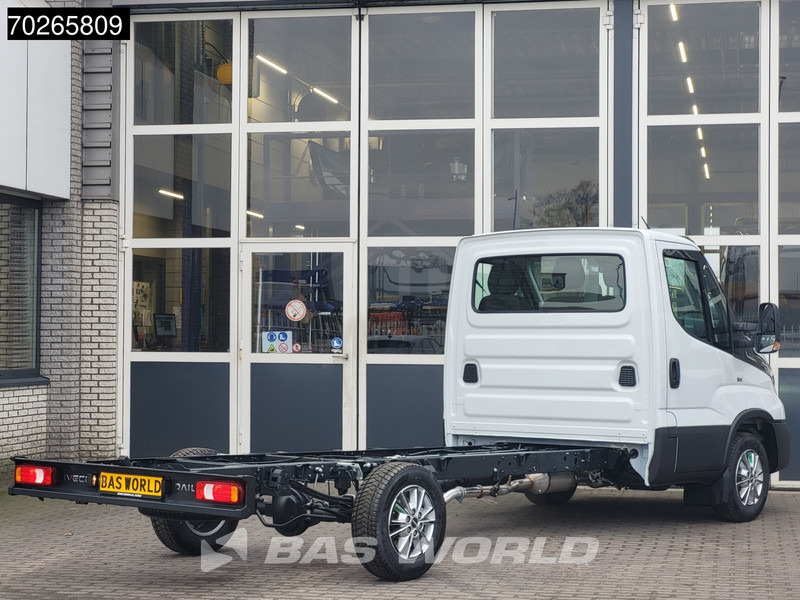 Iveco Daily 35S16 Automaat Chassis Cabine 410WB 2025 model LED CarPlay Camera Velgen Cruise Airco Fahrgestell Airco Cruise control - Varebil: bilde 5 Iveco Daily 35S16 Automaat Chassis Cabine 410WB 2025 model LED CarPlay Camera Velgen Cruise Airco Fahrgestell Airco Cruise control - Varebil: bilde 5