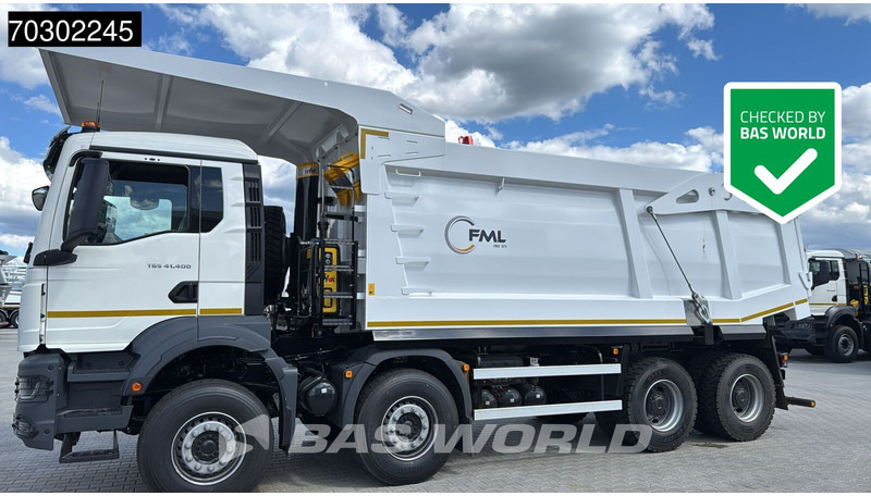 MAN TGS 41.400 8X4 23m3 Wielton Mining tipper Manual Steel suspension EURO 2 - Tippbil: bilde 1 MAN TGS 41.400 8X4 23m3 Wielton Mining tipper Manual Steel suspension EURO 2 - Tippbil: bilde 1