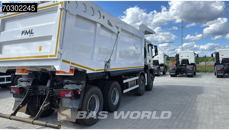 MAN TGS 41.400 8X4 23m3 Wielton Mining tipper Manual Steel suspension EURO 2 - Tippbil: bilde 2 MAN TGS 41.400 8X4 23m3 Wielton Mining tipper Manual Steel suspension EURO 2 - Tippbil: bilde 2