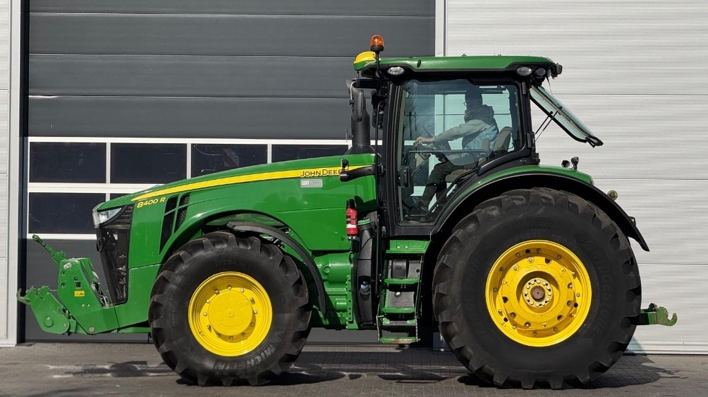 John Deere 8400 R - Traktor: bilde 3 John Deere 8400 R - Traktor: bilde 3