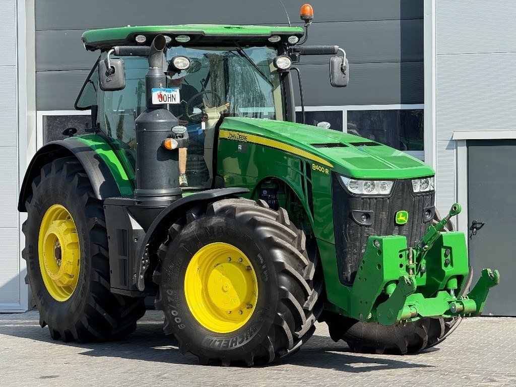 John Deere 8400 R  - Traktor: bilde 2 John Deere 8400 R  - Traktor: bilde 2