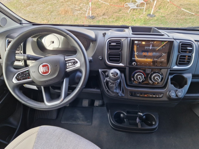 Etrusco T 7400 SBC - Halvintegrert bobil: bilde 5 Etrusco T 7400 SBC - Halvintegrert bobil: bilde 5