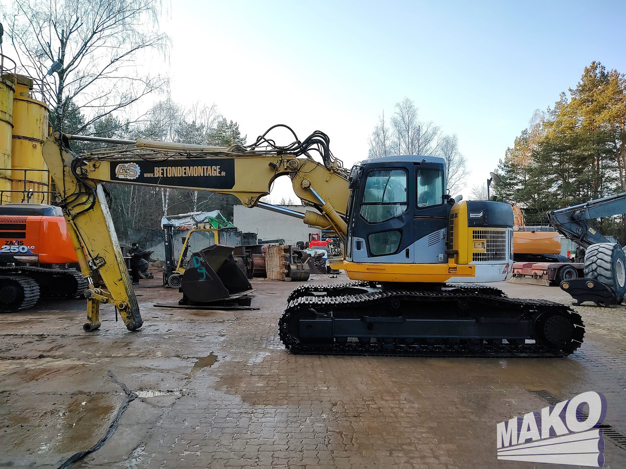 KOMATSU PC228USLC-3 - Beltegraver: bilde 1 KOMATSU PC228USLC-3 - Beltegraver: bilde 1