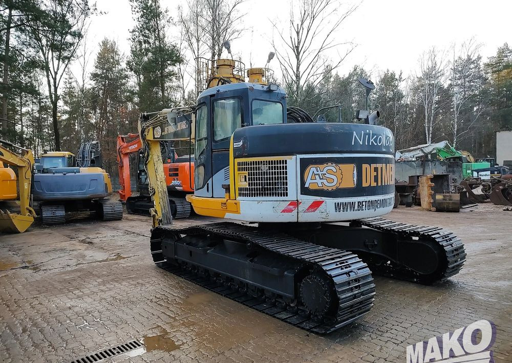 Komatsu PC228USLC-3 - Beltegraver: bilde 2 Komatsu PC228USLC-3 - Beltegraver: bilde 2