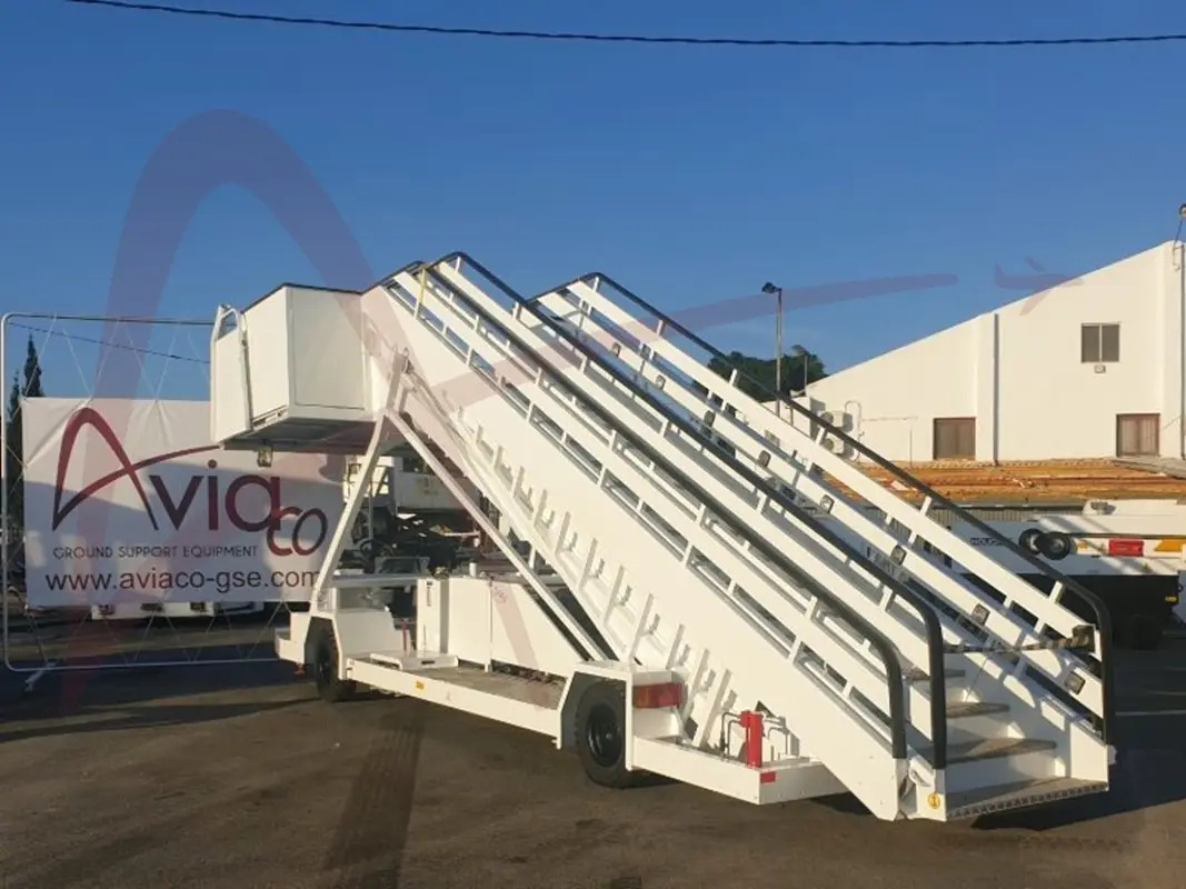 FMC EUROSTEP - Passasjertrapp: bilde 2 FMC EUROSTEP - Passasjertrapp: bilde 2