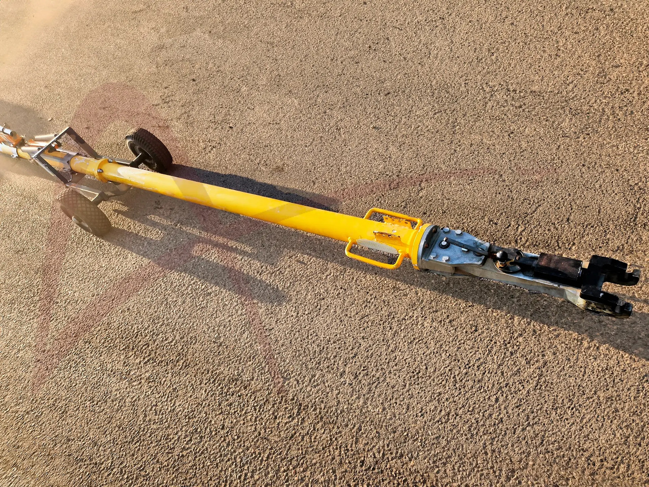 HYDRO TOWE 170-C4 - Flyplassutstyr: bilde 1 HYDRO TOWE 170-C4 - Flyplassutstyr: bilde 1