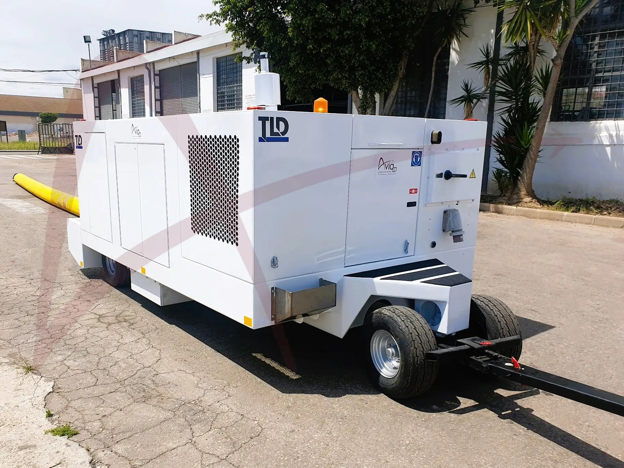 TLD ACE-302-H-CUP - Flyplassutstyr: bilde 4 TLD ACE-302-H-CUP - Flyplassutstyr: bilde 4